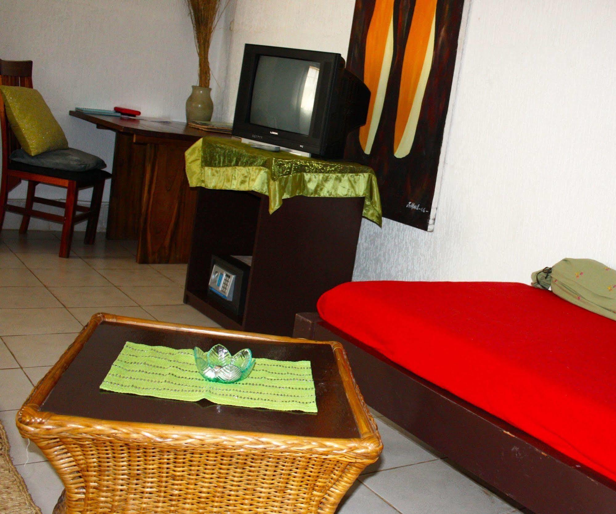 Madidi Lodge Lilongwe Exterior photo