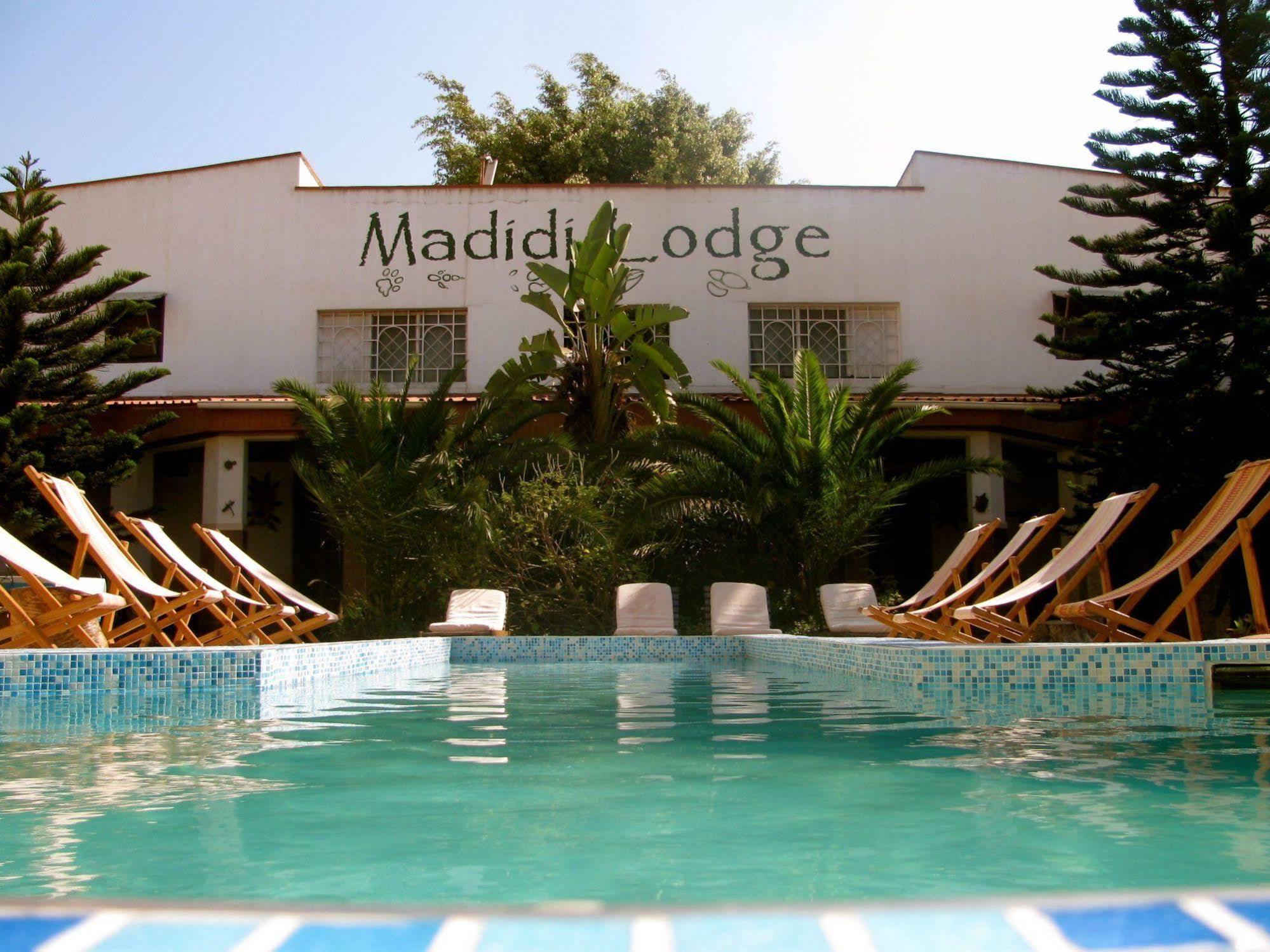 Madidi Lodge Lilongwe Exterior photo